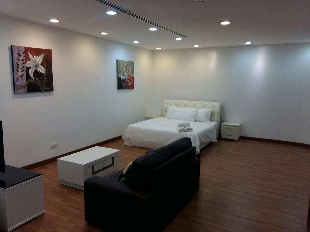 Wte Binjai 8 Homestay Kuala Lumpur Luaran gambar